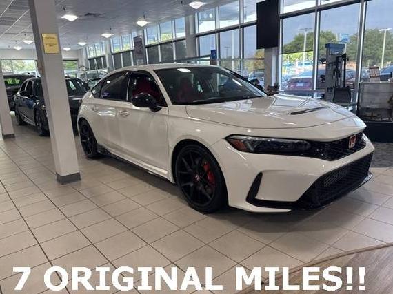 HONDA CIVIC TYPE R 2023 JHMFL5G48PX002831 image